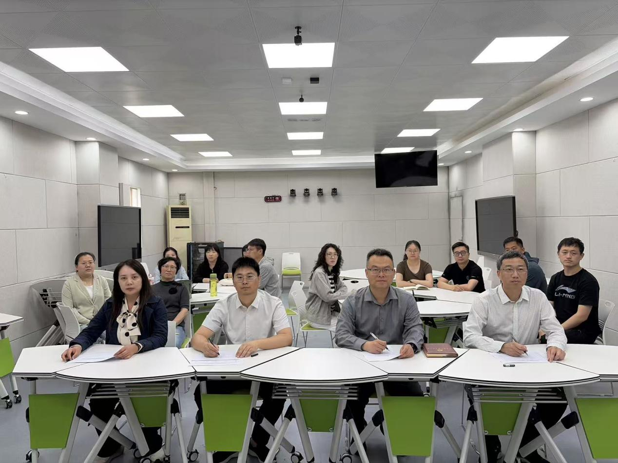 淬炼育人本领， 点亮青春航向——医药健康学院举办...